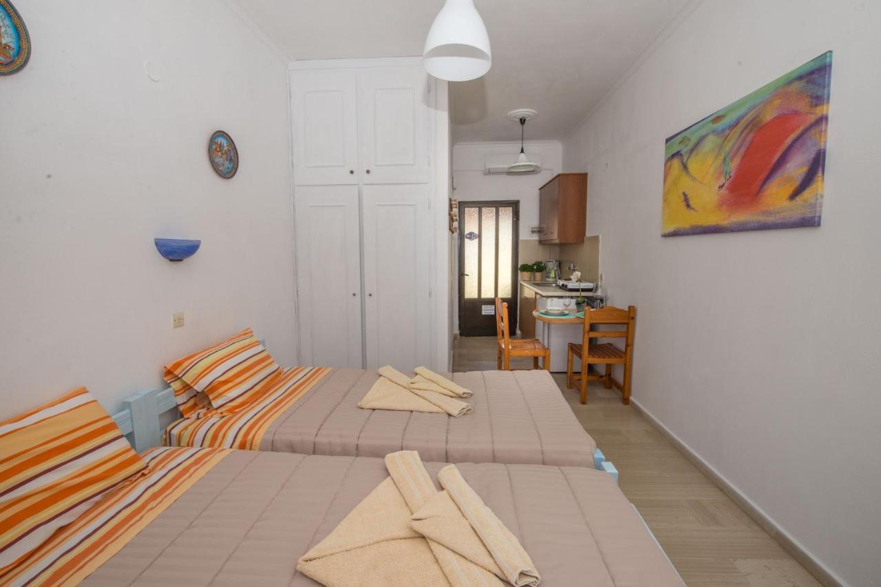 Spiros And Polyxeni Apartments Afión Eksteriør bilde